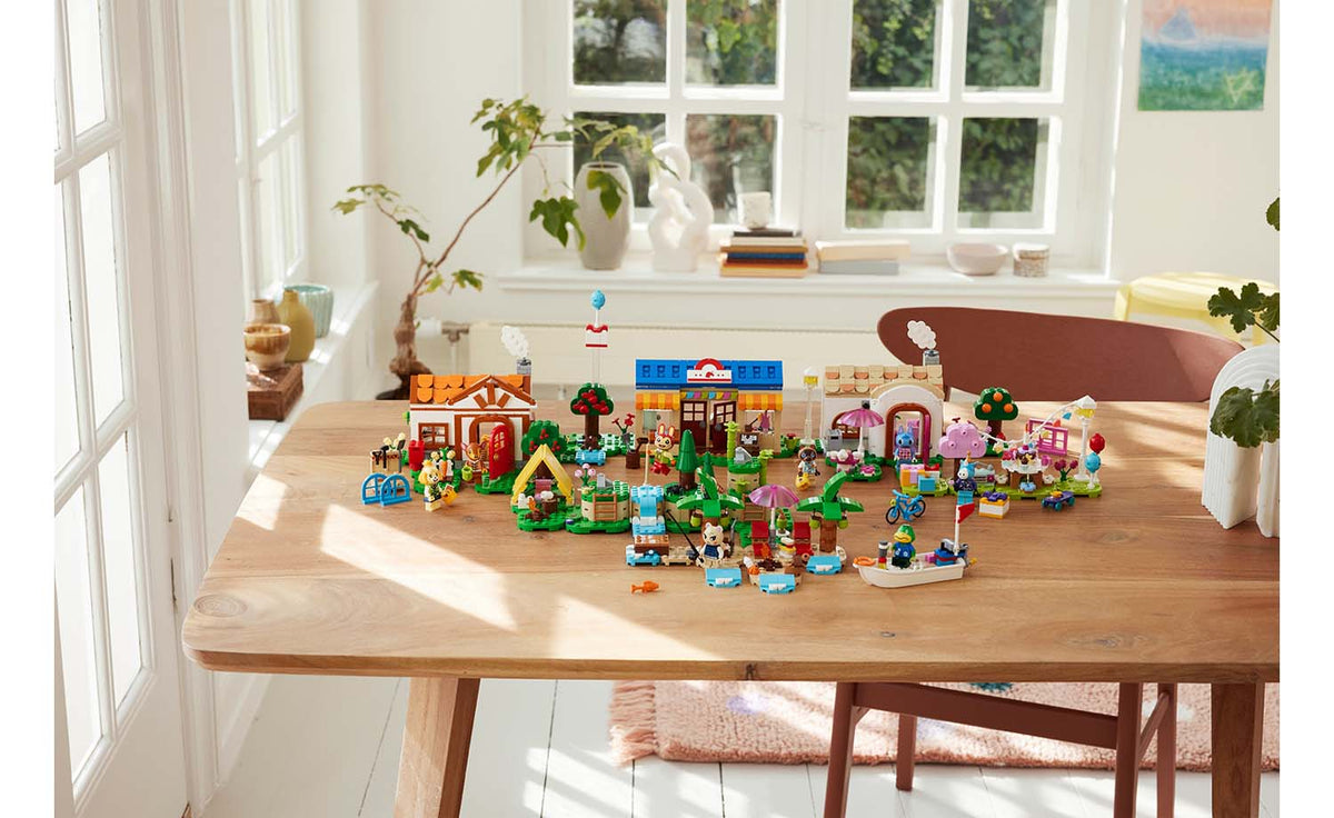 LEGO Animal Crossing 77050 Nook's Cranny & Rosie's House