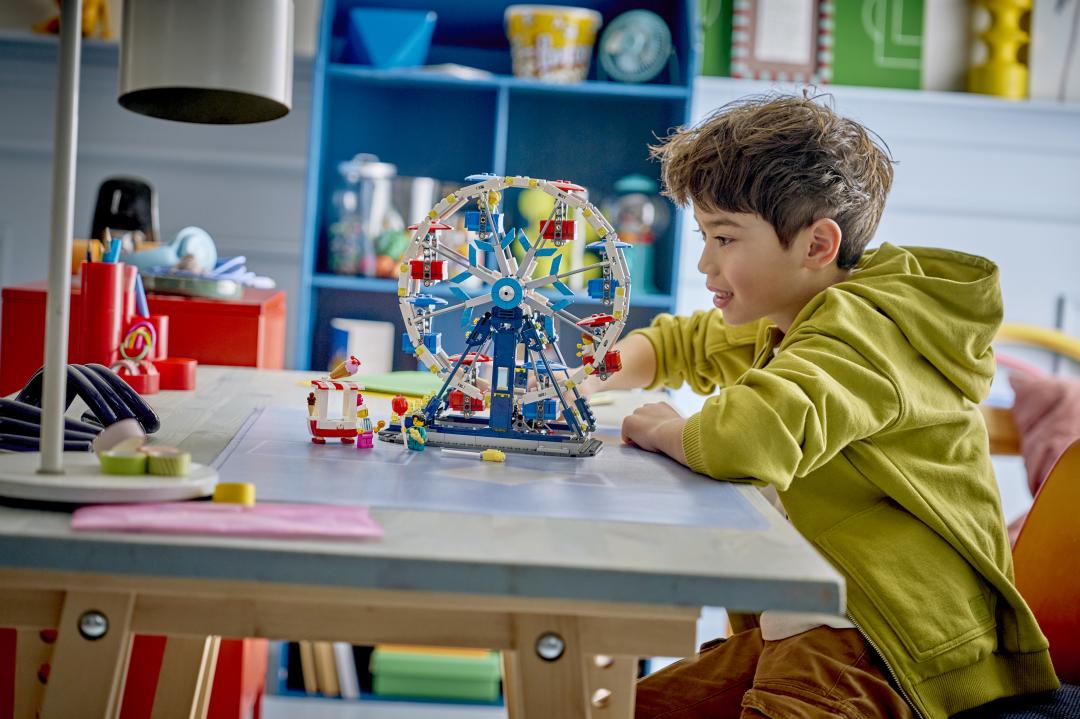LEGO Creator 3-in-1 31389 Iconic Ferris Wheel