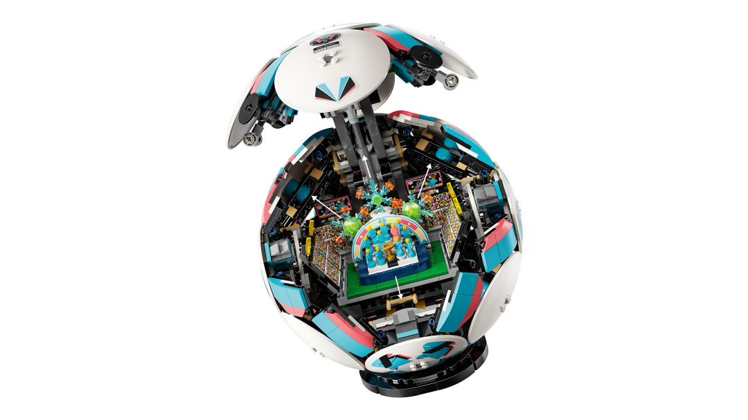 LEGO Editions 43019 Football