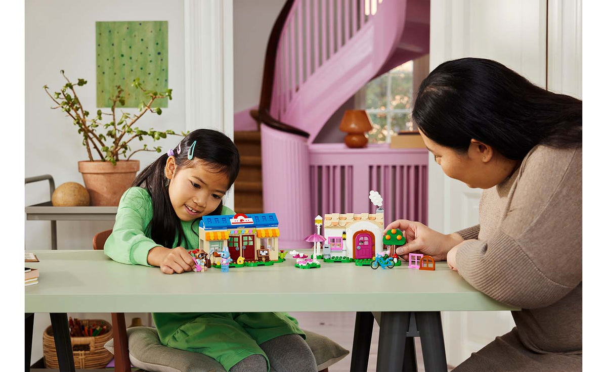 LEGO Animal Crossing 77050 Nook's Cranny & Rosie's House