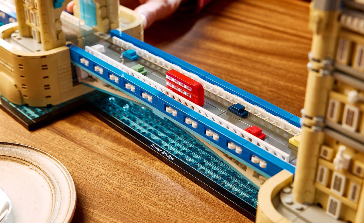 LEGO Architecture 21067 Tower Bridge