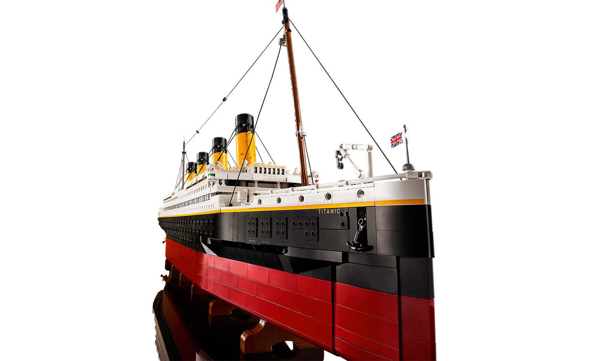 LEGO Icons 10294 Titanic