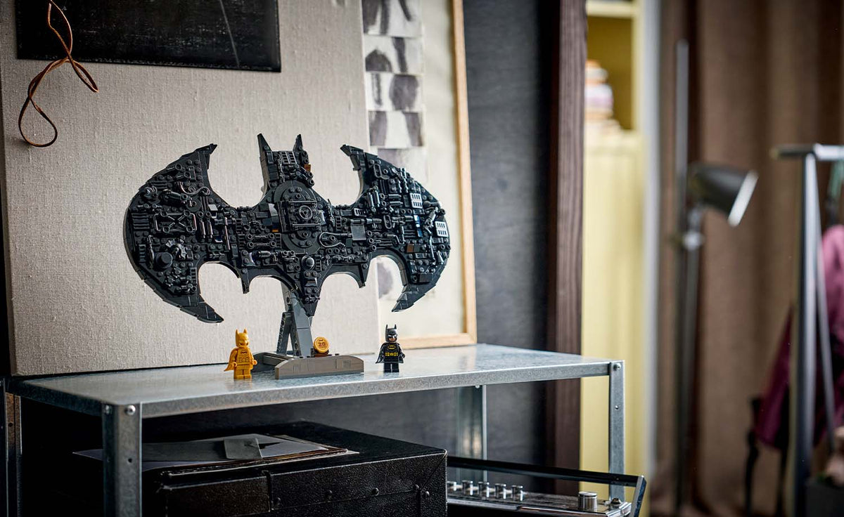 LEGO DC 76330 Batman Logo