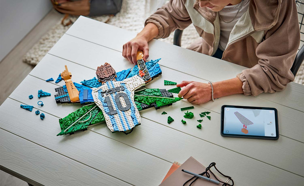 LEGO Editions 43018 Lionel Messi – Celebration