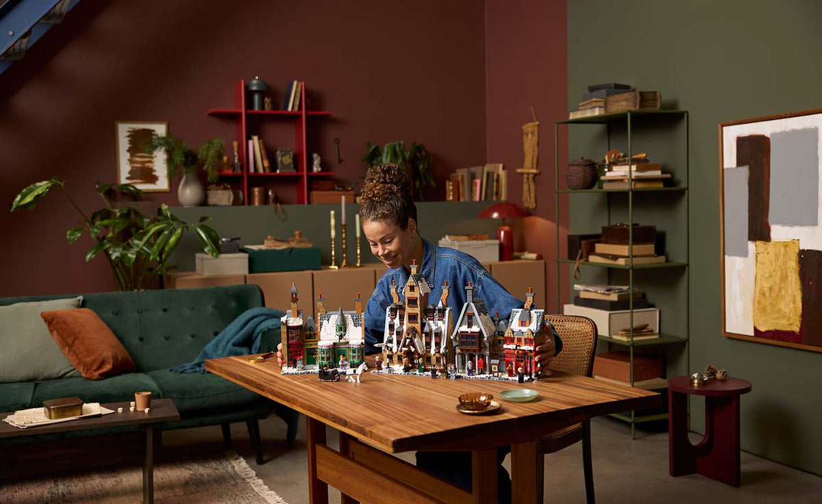 LEGO Harry Potter 76457 Hogsmeade Village – Collectors' Edition