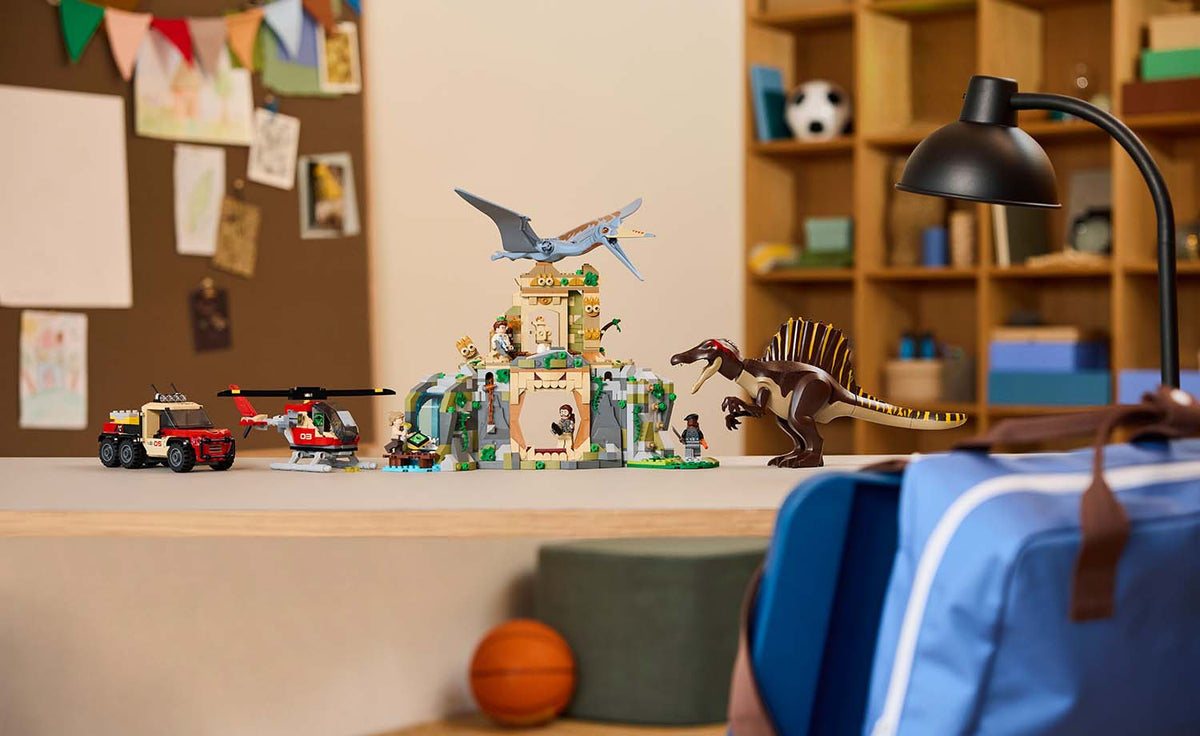 LEGO Jurassic World 76976 Spinosaurus & Quetzalcoatlus Air Mission