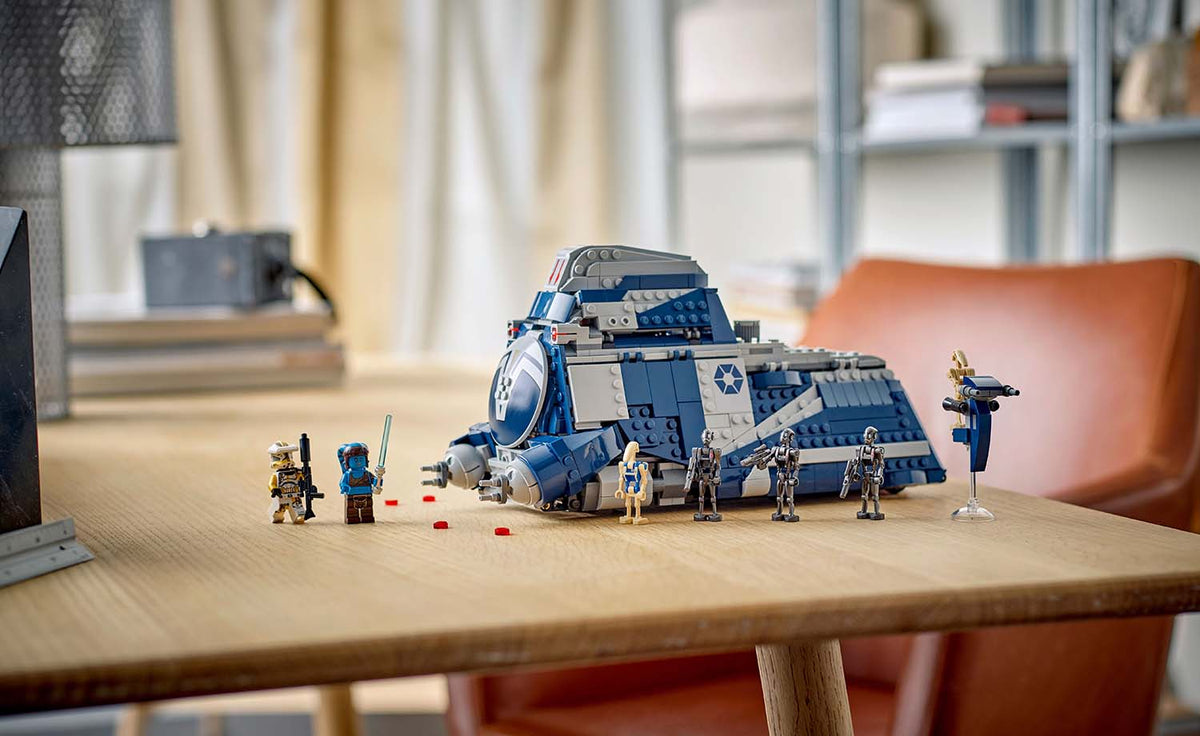 LEGO Star Wars 75435 Battle of Felucia Separatist MTT