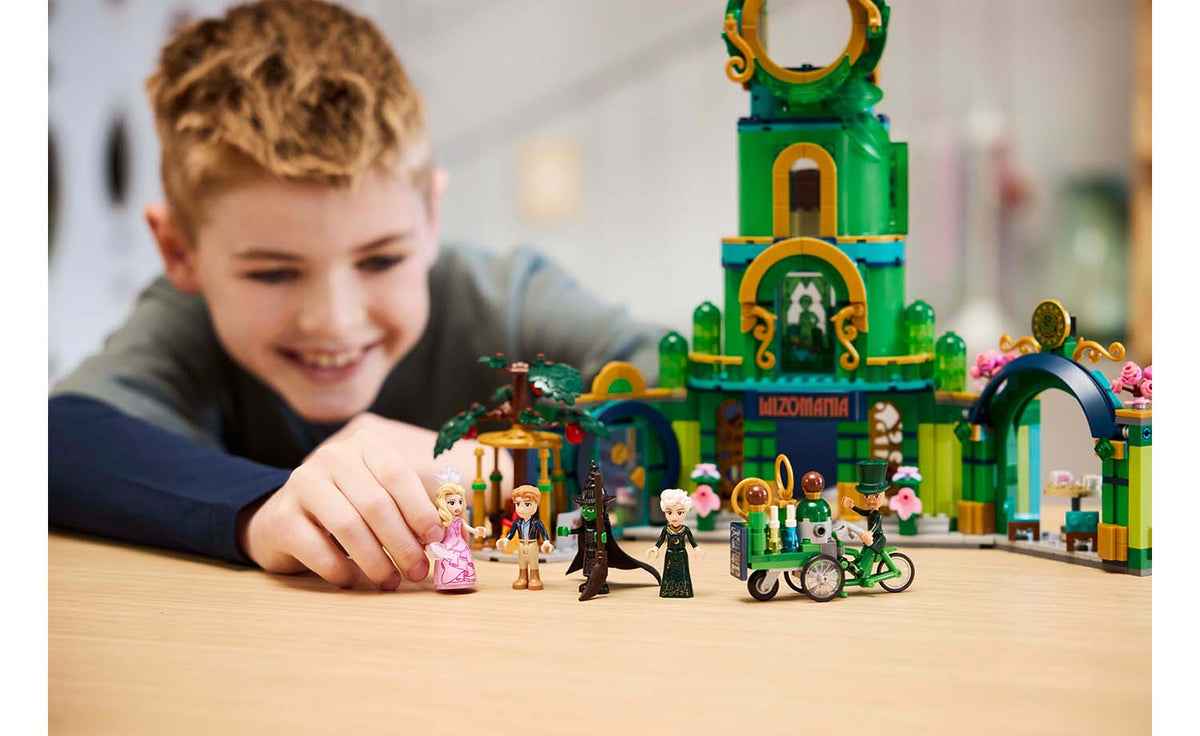 LEGO Wicked 75684 Welcome to Emerald City